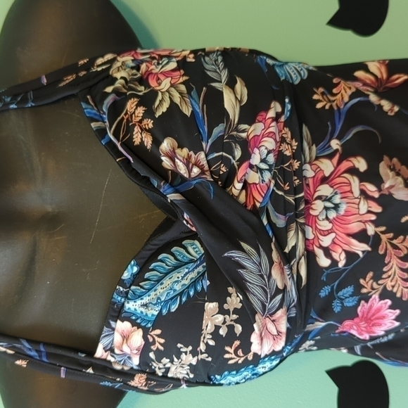 SEAFOLLY Tankini Bikini Halter Black Floral US 6 New - Picture 2 of 8